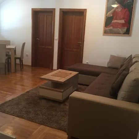 Apartament Nena