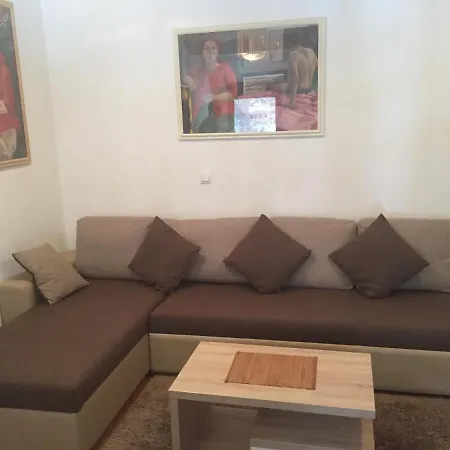 Nena * 兹拉蒂博尔